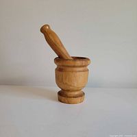 mortar and pestle upright
