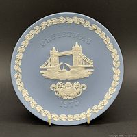 Front view showing entire plate design