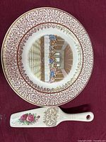Front view showing plate and pie server with decorations