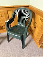 Front view single chair