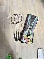Full set: 4 rackets, carry bag, shuttlecocks