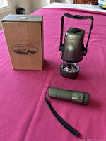 Lantern collapsed, zoom flashlight, branding box