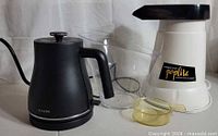 Ulalov kettle, Presto popper, clear chute, yellow scoop visible together