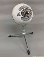 Front view of Blue Snowball iCE microphone on tripod
