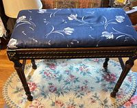 full bench, top view showing upholstery pattern and overall structure