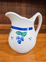 Full side view showing pattern, shape and handle