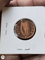 Obverse of 1996 Irish 1p coin showing harp, Éire legend and date