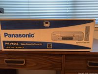 Front of original Panasonic PV-V464S box
