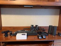 Overview of all peripherals on desk