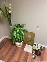Group shot showing all decor items arranged on floor against wall