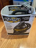 Box showing Stinger 2.5 gal wet/dry vacuum model WD2025