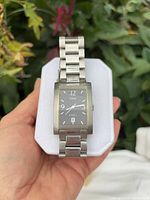 Front view of Guess wristwatch showing dial and bracelet