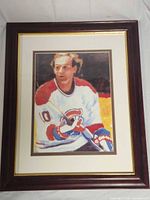 Full view of framed Guy Lafleur print