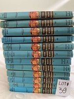 Front spines showing titles and volume numbers of all 12 Hardy Boys books