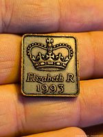 Obverse showing crown and inscription "Elizabeth R 1993"