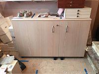 Exterior front view of closed cabinet