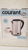 Front view of the Courant electric kettle box, showing 1.7L capacity and kettle image.