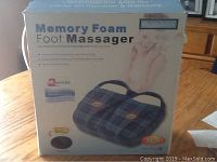 Front of the box showing product name, image, and basic details like two motors and washable covers.