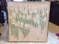 Full view of vintage oil painting by Steven Kaye showing impasto floral artwork and frame
