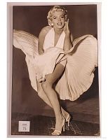 Front view of the large laminated Marilyn Monroe print in iconic pose.