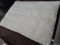 Queen/Double size mattress support with labels and lot number