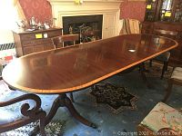 Table at maximum extension with two leaves attached, top view