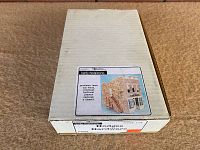 Closed box label showing model name Hodges Hardware, brand Banta Modelworks, and photo of finished model in S scale 1:64.