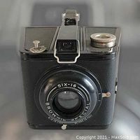 Front view of the Six-16 Brownie Special camera showing lens, viewfinder, and top controls.