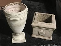 Another image of both pots from an overhead angle showing the interior and overall shape.