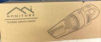 Box with Honiture branding and illustration of cordless vacuum cleaner