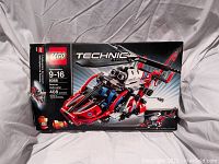Box of LEGO Technic Helicopter 8068 set showing front with age range, piece count, and helicopter image