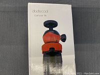 Photo of one Dodocool flexible tripod box showing the product image and branding.
