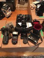 Overview of all lot items on cardboard box