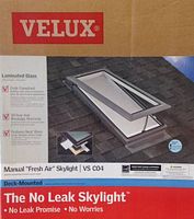 Box packaging showing Velux manual “Fresh Air” Skylight VS C04 with EDL C06 flashing kit