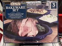 Box containing Daily Chef 3-piece bakeware set with images of the dishes and cooked food on the packaging.