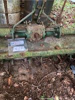 Overview of gearbox housing and front hitch bracket
