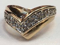 Front view showing chevron shape and diamond rows