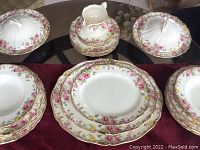 Overall view of partial set arranged on table