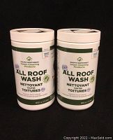 Front view of two containers side-by-side showing brand name, weight and product type.