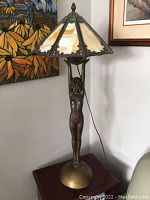 Front view of full lamp