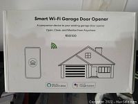 Box front showing device purpose, compatible voice assistants, and model number RSG100