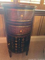 Front view, drawers and cabinet closed