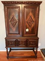 Front view of cabinet closed