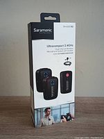 Front view of Saramonic Blink500 B2 packaging showing product image and key features.