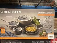 Front of Henckels Capri Granitium box showing brand name, set image and '10 pieces' badge.