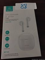 Front view of USAMS IA Series TWS Earbuds box showing product image and features.