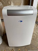 Front view of unit showing white housing and Whynter logo