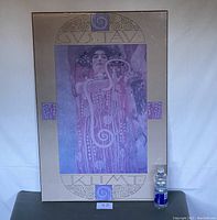 Full view of the Gustav Klimt print on a beige background with ornamental geometric decorations and text.