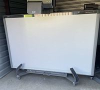 Front view of SMART Board 800 mounted on rolling stand