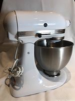 Side profile of mixer with bowl attached